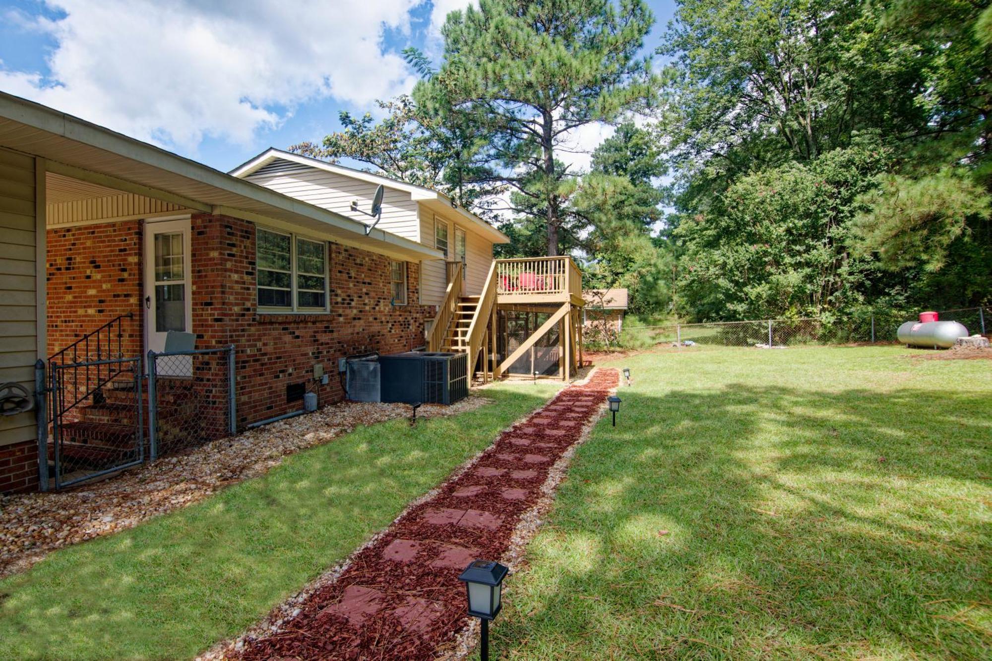Pine Forest Zen Cottage - 10 Min To Fort Bragg ファイエットビル エクステリア 写真